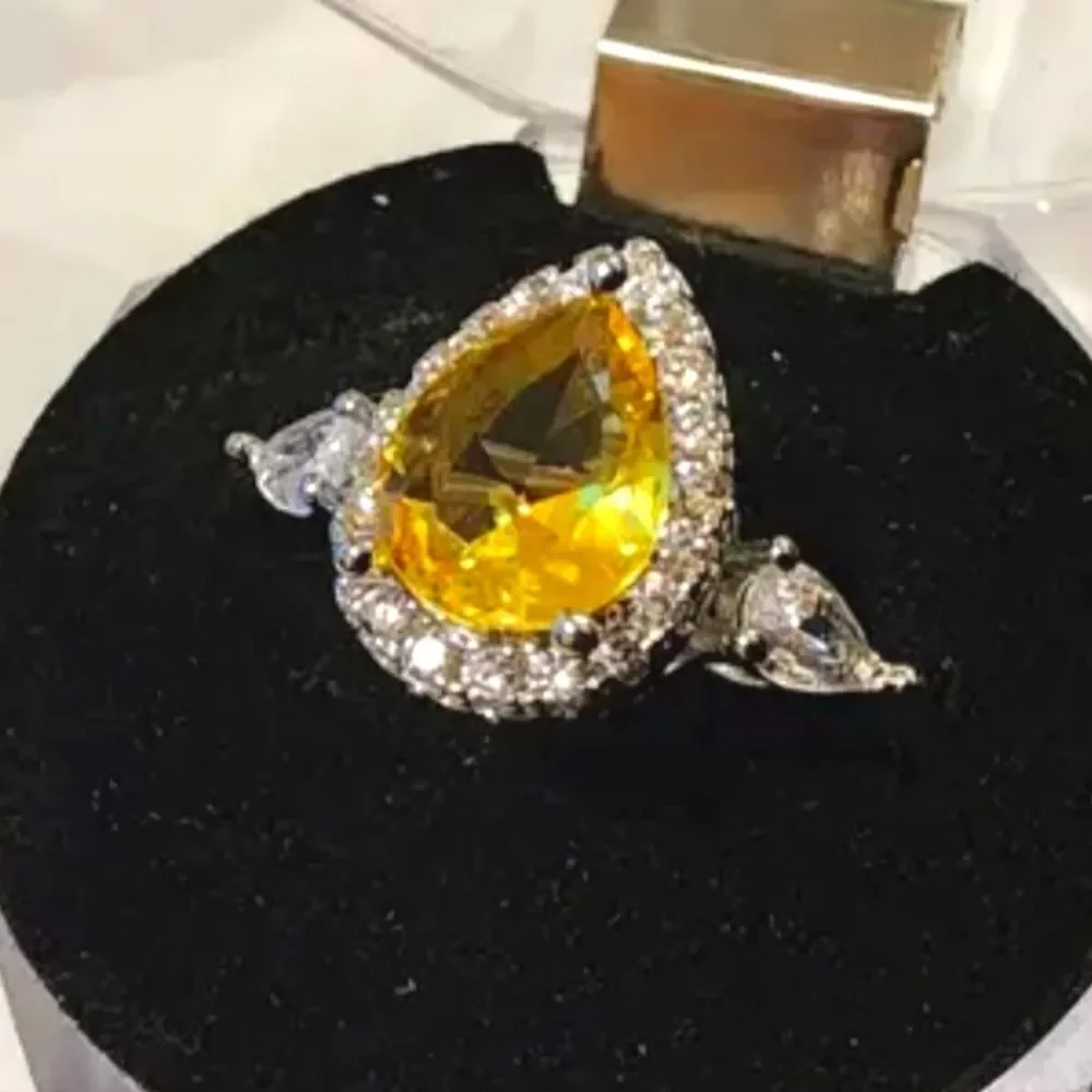 Ladies Timeless Elegant  Tear Drop Simulated Diamonds ring